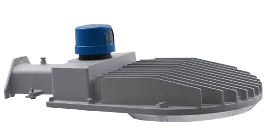 84W Dusk-to-Dawn Fixture with Photocell (Gray) | 10,752 Lumens | 5000K CCT / 120–277V